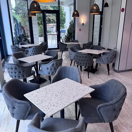 Hotel Eforie Nord 3* Észak-Eforie